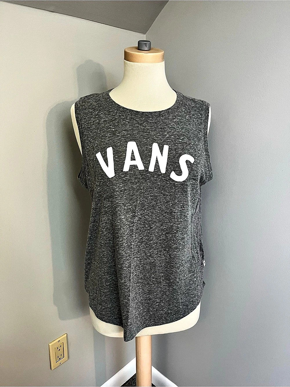 Vans Logo Short Sleeve Tee in Gray Large Like New